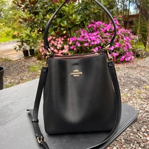 Coach town bucket bag large